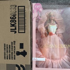 Barbie Signature Peaches 'n