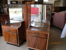 COPPIA COMODINI ART DECO CON SPECCHI DECORATI