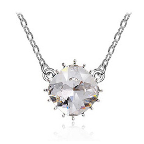 Collana con ciondolo solitario