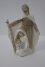 NATIVITA IN PORCELLANA