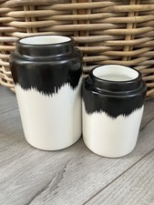 Vasi porcellana contemporanea x 2 patatine fritte Agnes Norman Copenhagen bianco nero