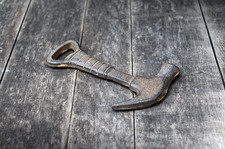 Apribottiglie martello