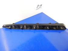 Supporto distanziale sponson