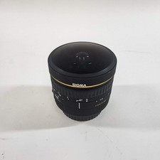 Obiettivo Sigma Fisheye rotto