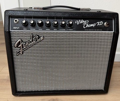 Fender vibro champ - vibro, xd