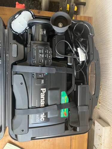 Videocamera professionale vhs - videocamera,