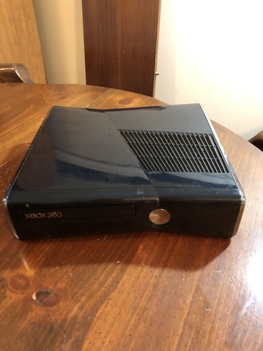 Working xbox 360 s - is,
