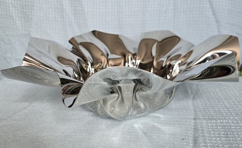 Large modernist ruffled - large,