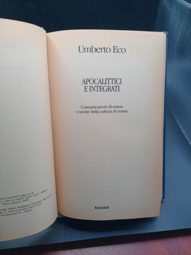 Apocalittici integrati - apocalittici, e