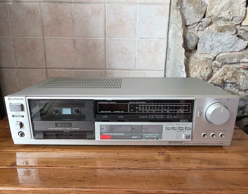 Hitachi e66 stereo - hitachi, d-e66