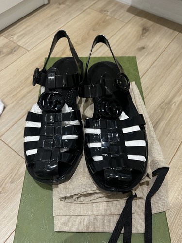 Gucci sandali donna spiaggia