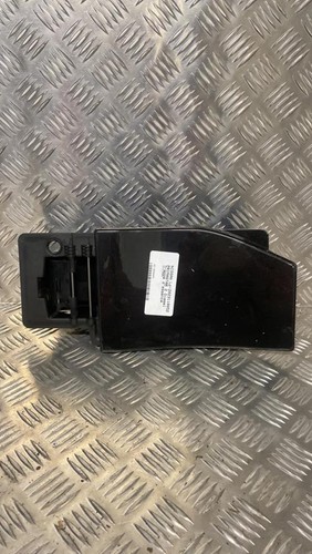 Sportello carburante nissan - carburante,