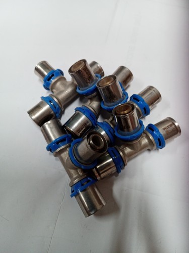 Raccordo tee per - per, tubo