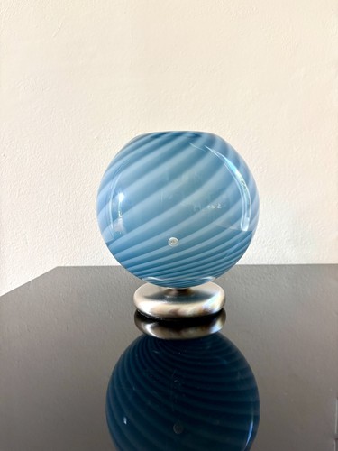 Acquarius table la - by,