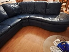 divano angolare in pelle