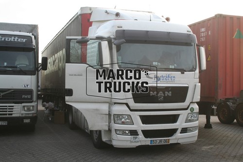 Truck photo man tgx 440 - truck,