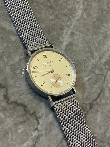 Nomos tangente neomatik - neomatik, 35