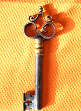 CHIAVE ANTICA IN FERRO, EPOCA 1700 ALTO-ATESINA,IRON KEY,CLEF CLE' EN FER FORGE'