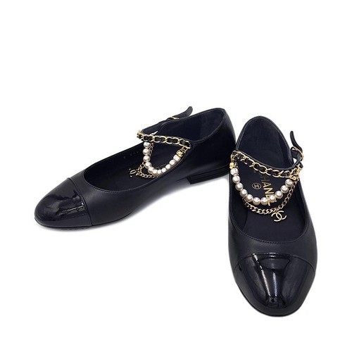 Chanel pearl chain strap mary - chanel,