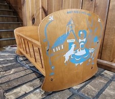 Culla bambola giocattolo