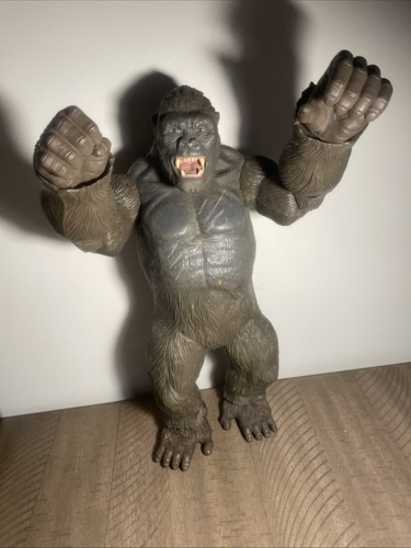 Large king kong poseable - 18",