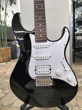 Chitarra elettrica YAMAHA