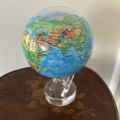 Mova blue relief - world, map