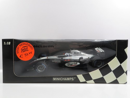 Minichamps 530031815 - 1:18,