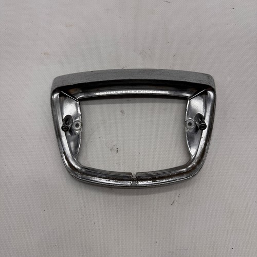 Cornice faro posteriore - cornice,