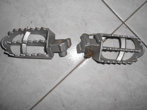 Coppia pedane pilota husqvarna - pedane,