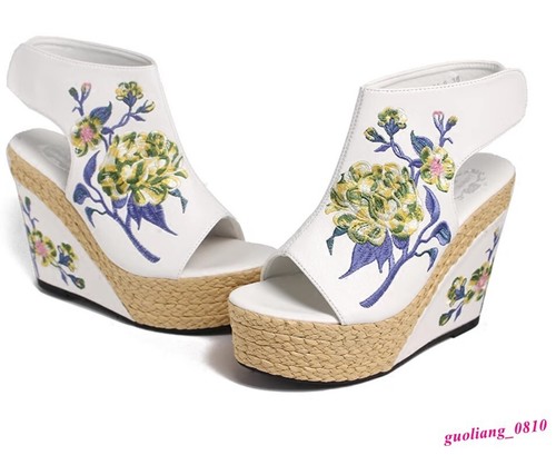 Stivaletti donna zeppa tacco