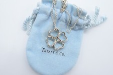 Collana con ciondolo