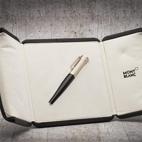 Montblanc muses line greta - montblanc,