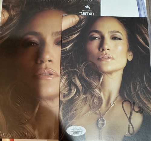 Jennifer lopez firmato this - jennifer,