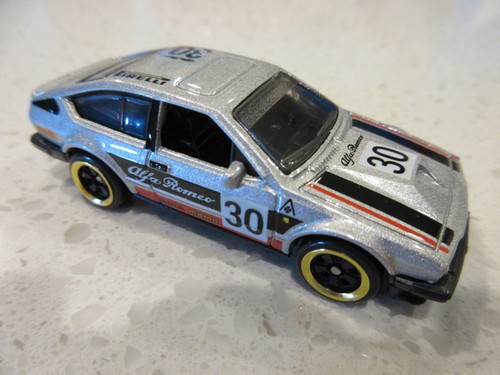 Hot wheels serie argento - hot, 2026