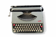 Macchina da scrivere Gossen