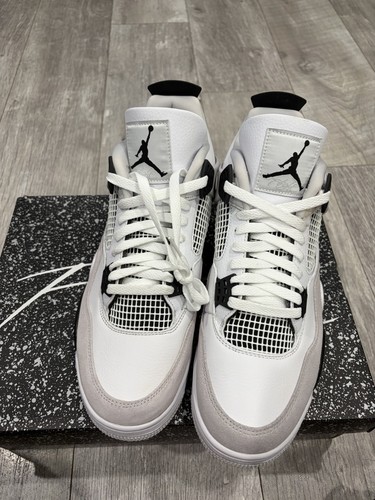 Taglia jordan 4 retro mid - taglia,
