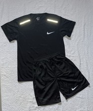 Completo Nike Nuovo - Maglietta Nera + Pantaloncini Neri