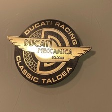 Set 2 pezzi targhetta Ducati