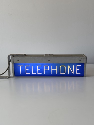 Cabina telefonica vintage