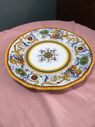 Scalloped raffaellesco - scalloped, 11”