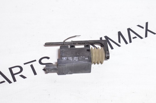 Attuatore blocco flap