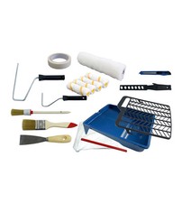 SET DI PENNELLI ED ATTREZZI PER PITTURA,  17 PEZZI