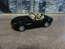 BMW Z8 Roadster in vetrina di