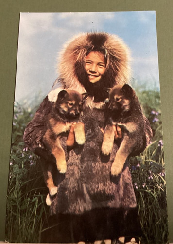 Giovane ragazza inuit