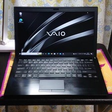 TUTTO NERO specifiche VAIO