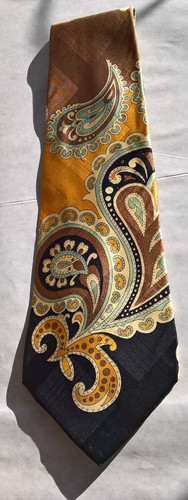 Bellissima cravatta come nuova