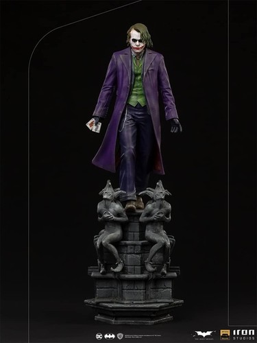 Batman dark knight statue - batman,