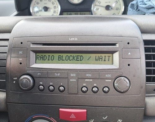 Radio blocked wait lancia - blocked/wait,