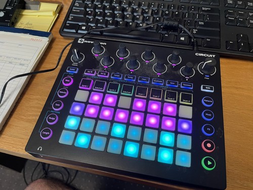 Groovebox circuito novation - circuito,